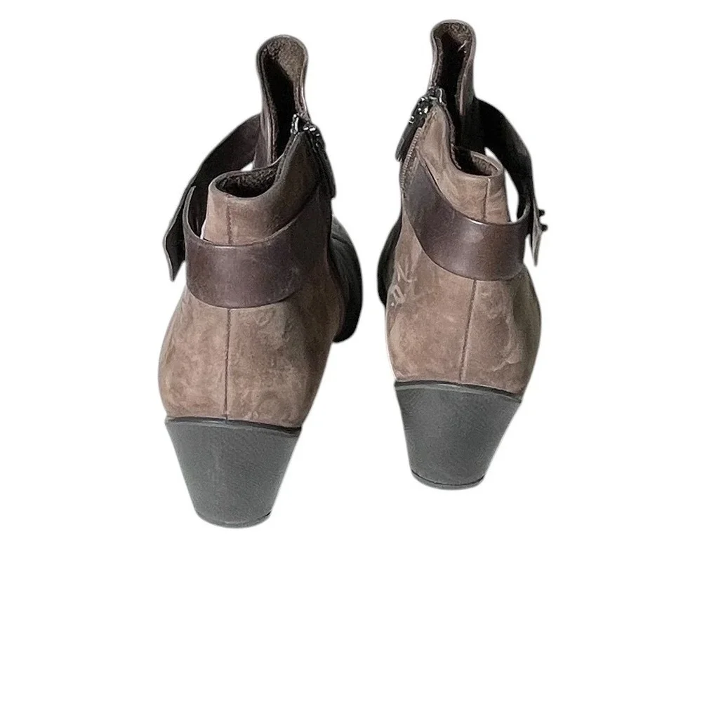 ECCO Womens Brown Leather Suede Ankle Boots Side Zip Block Heel 39 US 8-8.5